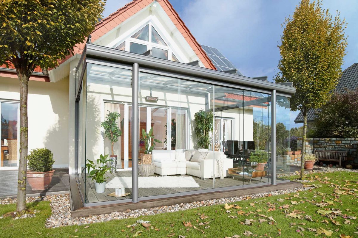 The difference between glass rooms and conservatories - The Glass Room  Company